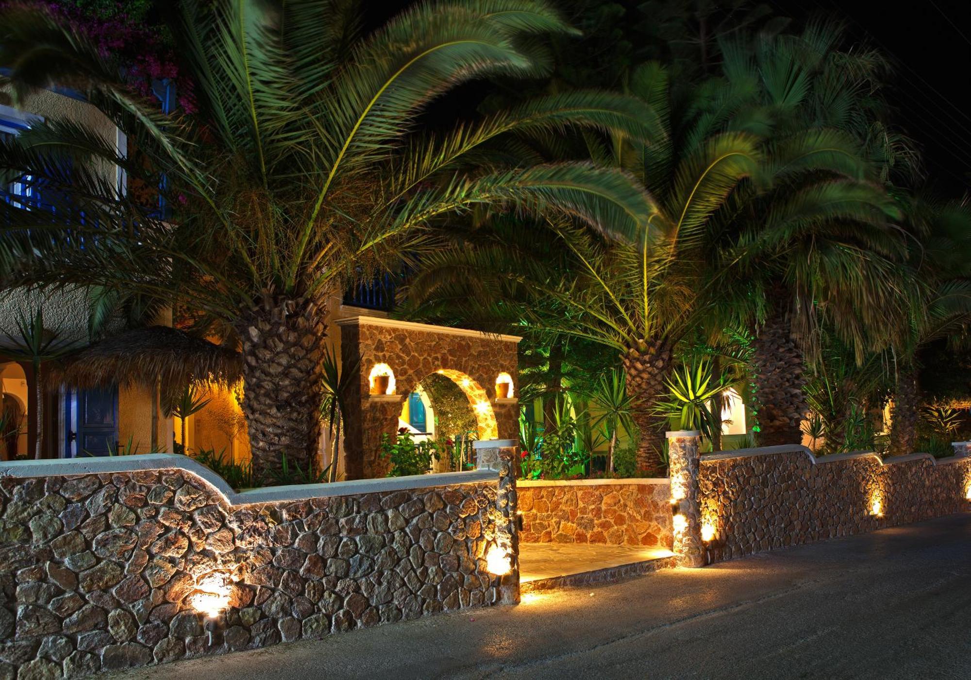 Hotel Zeus Kamári Esterno foto