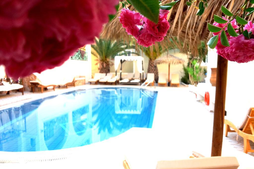 Hotel Zeus Kamári Esterno foto